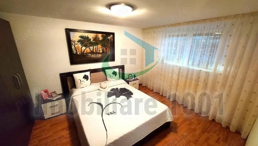 Casă cu 6 camere cu Teren 1061 Mp în Săcălășeni