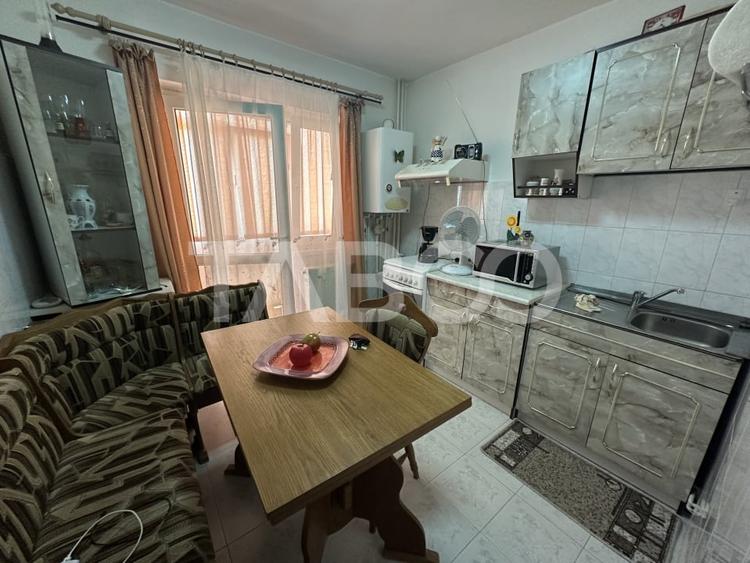 Apartament cu 2 camere decomandat, mobilat în Făgăraș