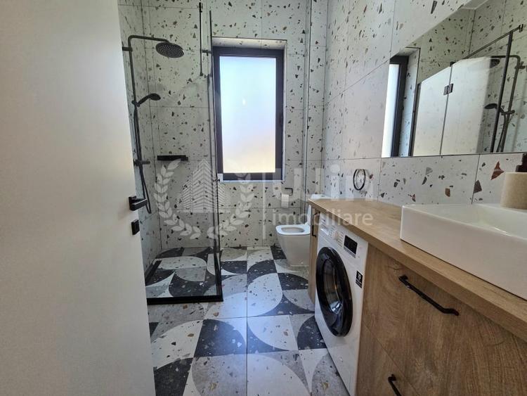 Apartament cu 2 camere semidecomandat, mobilat în Central