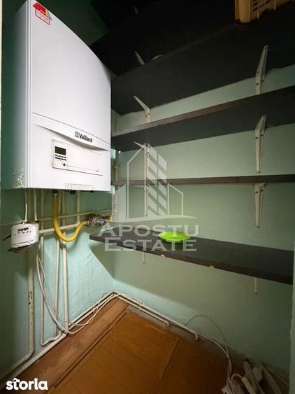 Apartament cu 3 camere decomandat, mobilat în Girocului
