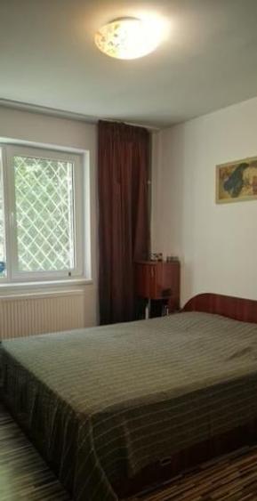 Apartament cu 4 camere semidecomandat în City Park Mall