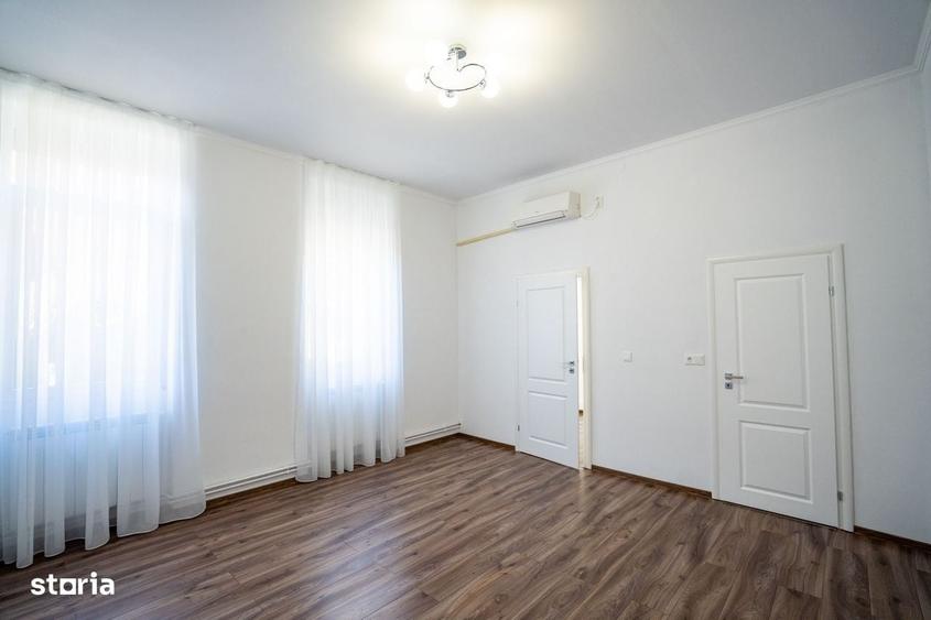Casă cu 2 camere în Sânmartin