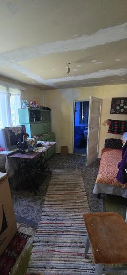 Casă cu 4 camere cu Teren 1952 Mp în Clondiru
