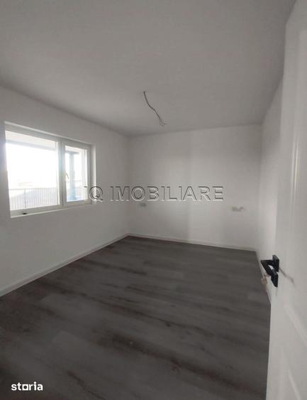 Casă cu 3 camere cu Teren 400 Mp în Miroslava