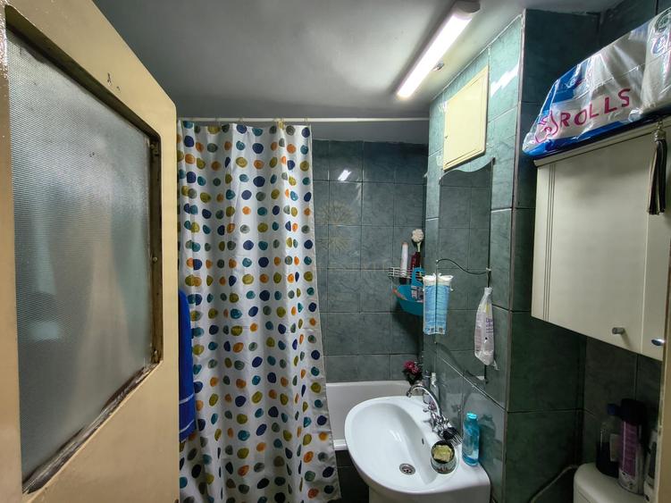 Apartament cu 2 camere decomandat în Drumul Taberei