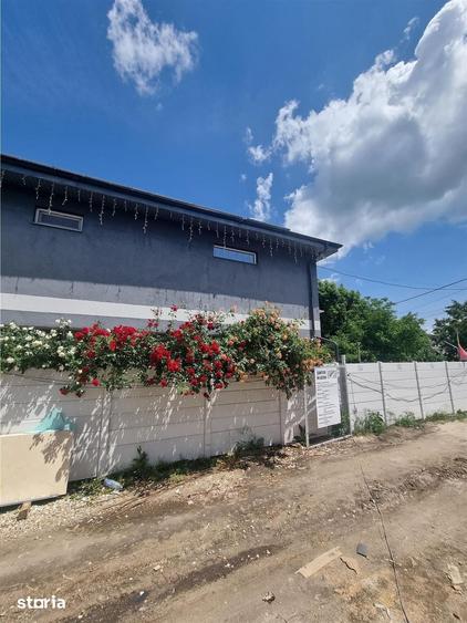 Casă cu 5 camere decomandat cu Teren 1562 Mp în Central