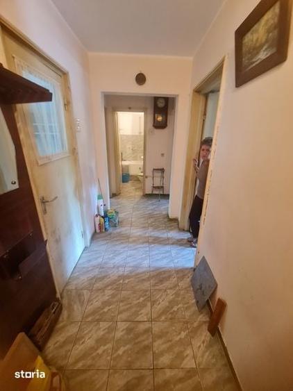 Apartament cu 3 camere decomandat în Țiglina 1