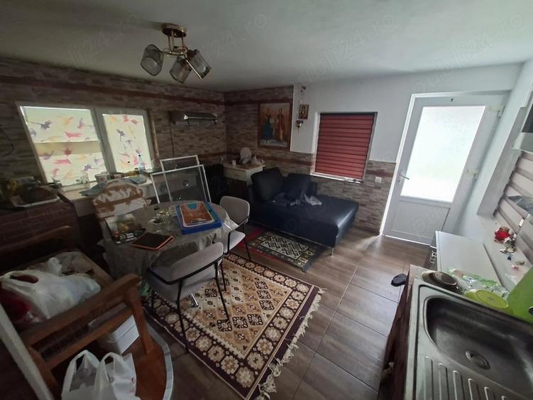 Casă cu 2 camere cu Teren 699 Mp în Mădei