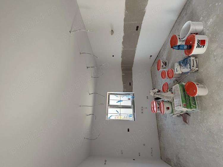 Casă cu 5 camere cu Teren 575 Mp în Moșnița Nouă