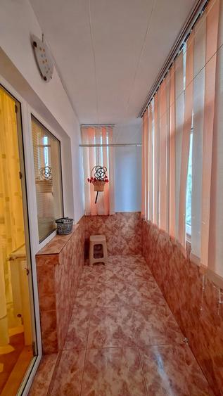 Apartament cu 2 camere semidecomandat în Inel II