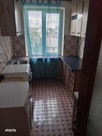 Inchiriez apartament 2camere - 4