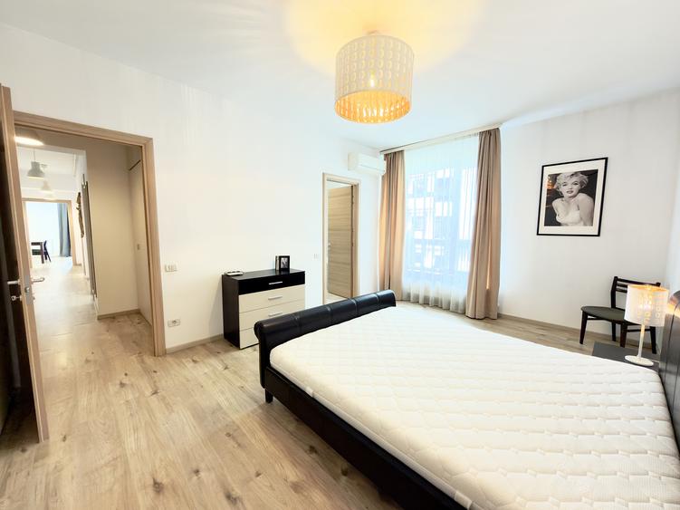 Apartament cu 3 camere decomandat, mobilat în Barbu Văcărescu