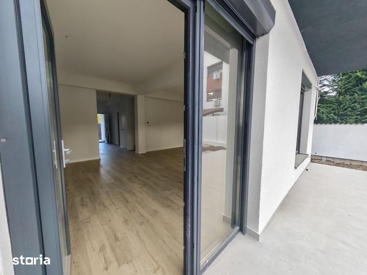 Casă cu 5 camere cu Teren 350 Mp în Central