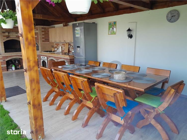 Casă cu 4 camere cu Teren 325 Mp în Sântandrei