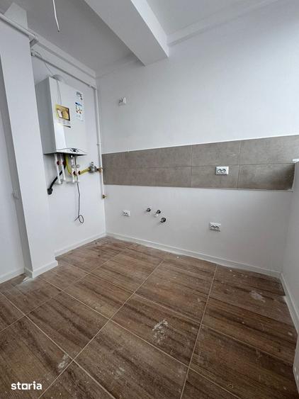 GARSONIERA - 62.500 + PARCARE INCLUSA - METROU DIMITRIE LEONIDA - 5