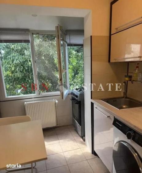 Apartament cu 3 camere decomandat în Ozana