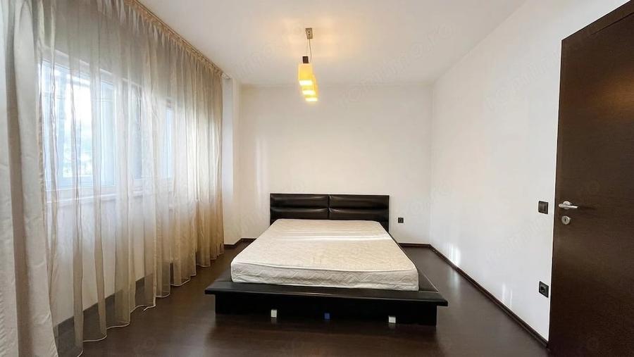Apartament cu 3 camere în Dristor