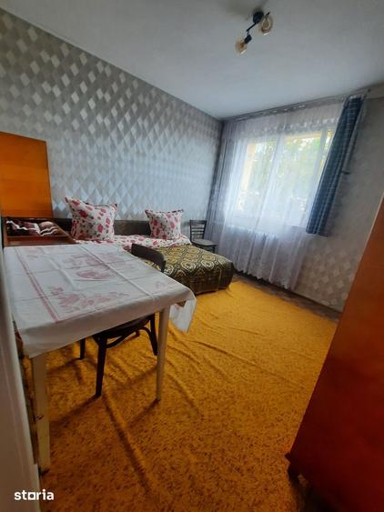 Perfect pentru elevi /studenti , inchiriez apartament 2 camere - 8
