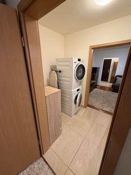 Apartament cu 2 camere semidecomandat, mobilat în Take Ionescu