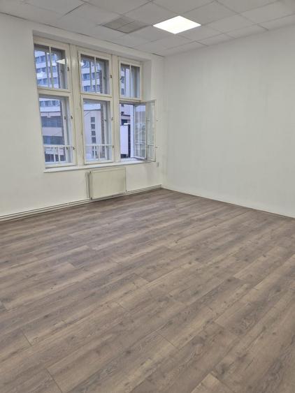Birou, de 27 mp, în Ultracentral