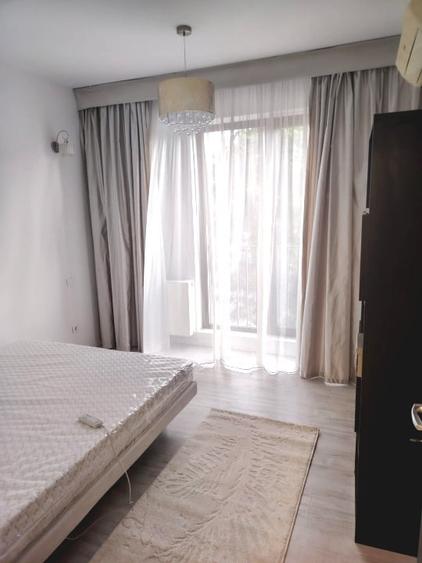 Apartament cu 2 camere semidecomandat, mobilat în P-ța Alba Iulia