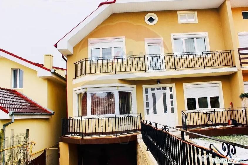 Casă cu 6 camere cu Teren 719 Mp în Oncea
