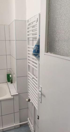 Apartament cu 2 camere semidecomandat în Obor