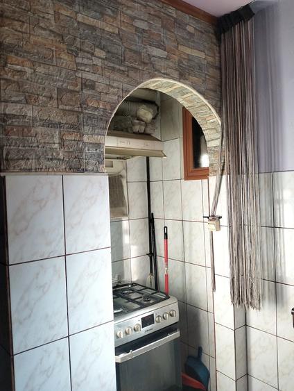 Apartament cu 3 camere decomandat în Feldioara