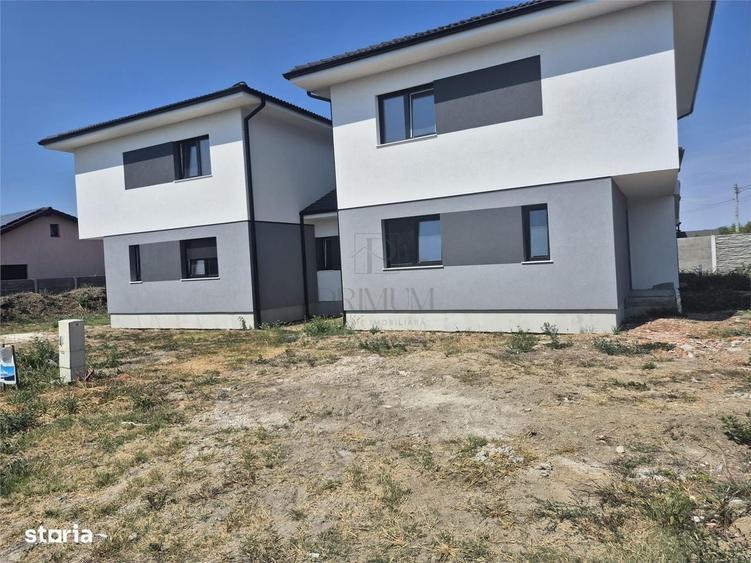 Casă cu 4 camere în Moșnița Veche