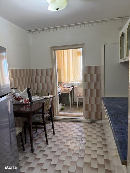 Apartament cu 2 camere decomandat în Micro 14