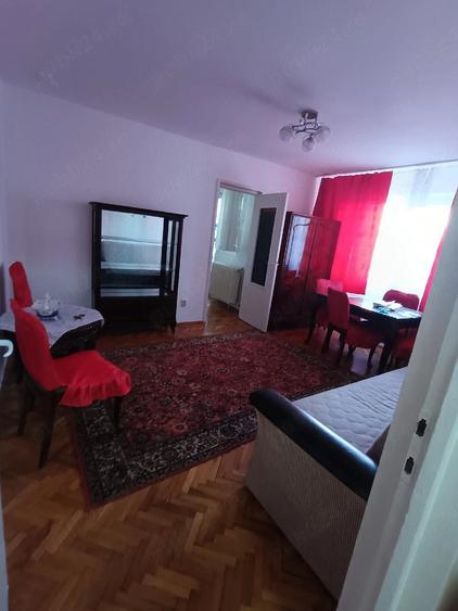 Apartament cu 2 camere nedecomandat în Central