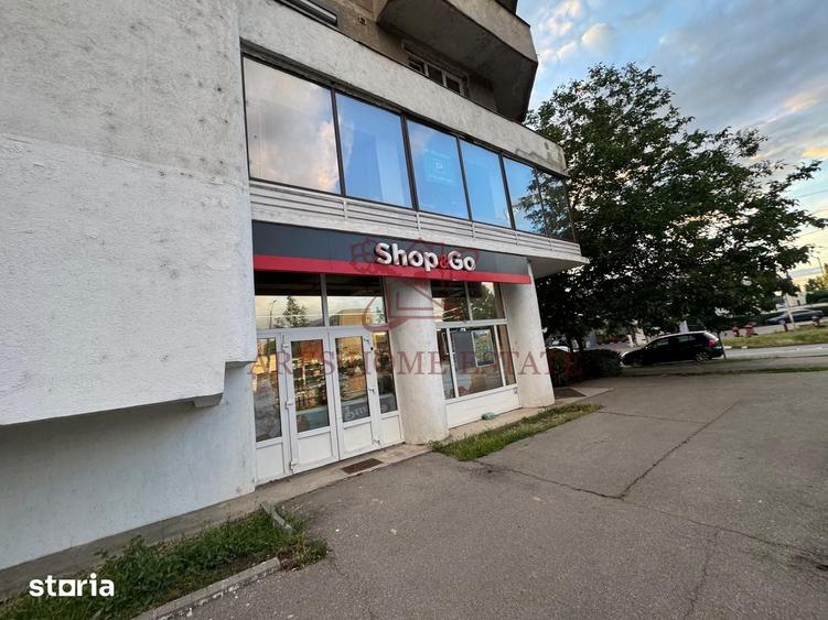 Spațiu comercial, de 820 mp, în Aradului