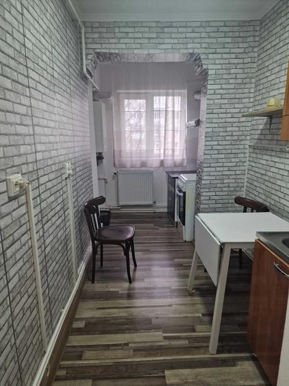 Garsonieră decomandată în Tineretului