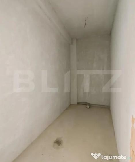 Spațiu comercial, de 123 mp, în Baciu