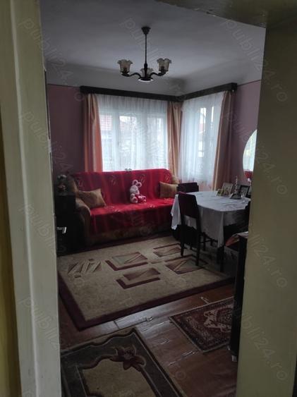 Casă cu Teren 1000 Mp în Central
