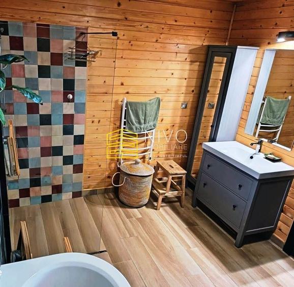 Casă individuală cu 5 camere cu Canalizare în Curteni