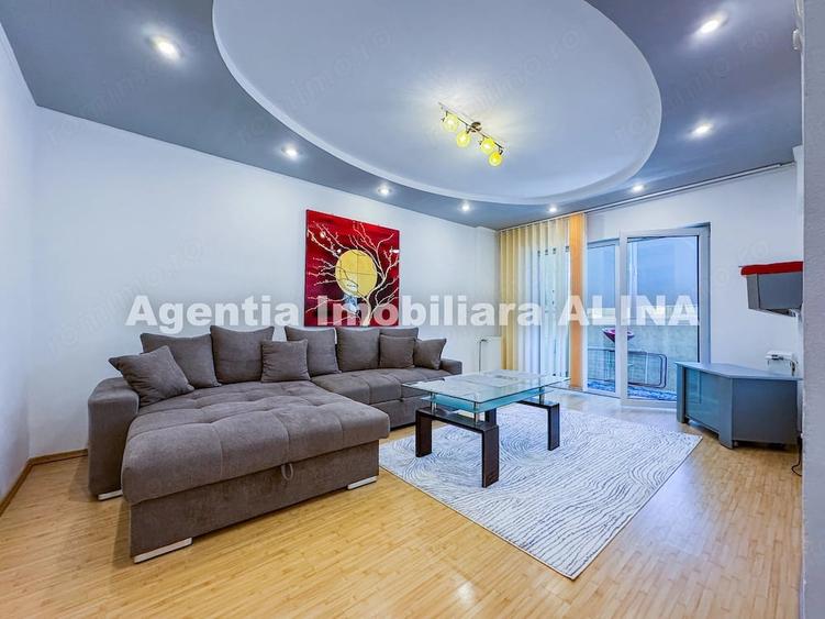Apartament cu 3 camere decomandat în Decebal