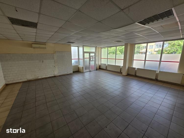 Spațiu comercial, de 121 mp, în Săsar