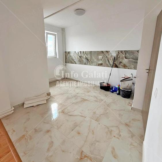 Apartament cu 3 camere decomandat în Micro 21