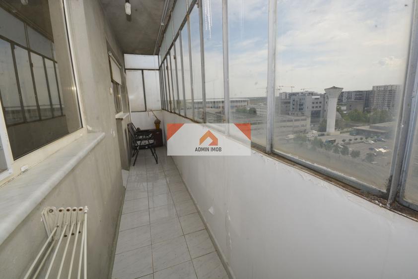 Apartament cu 3 camere în Drumul Taberei