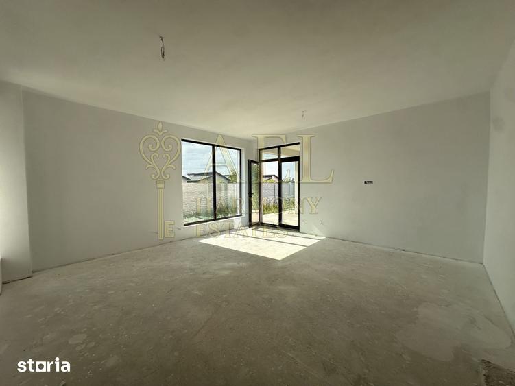 Casă cu 7 camere cu Teren 550 Mp în Dârvari