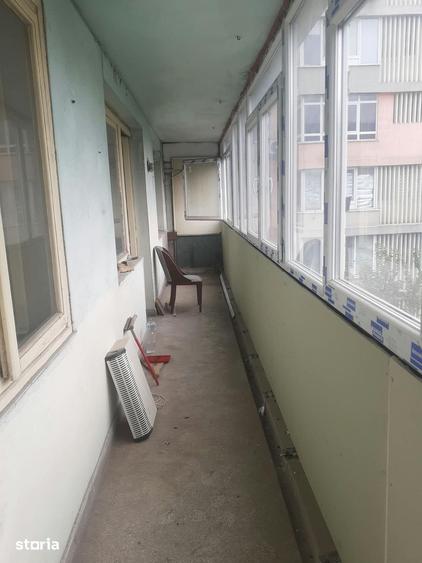 Apartament cu 2 camere semidecomandat în Vatra Luminoasă