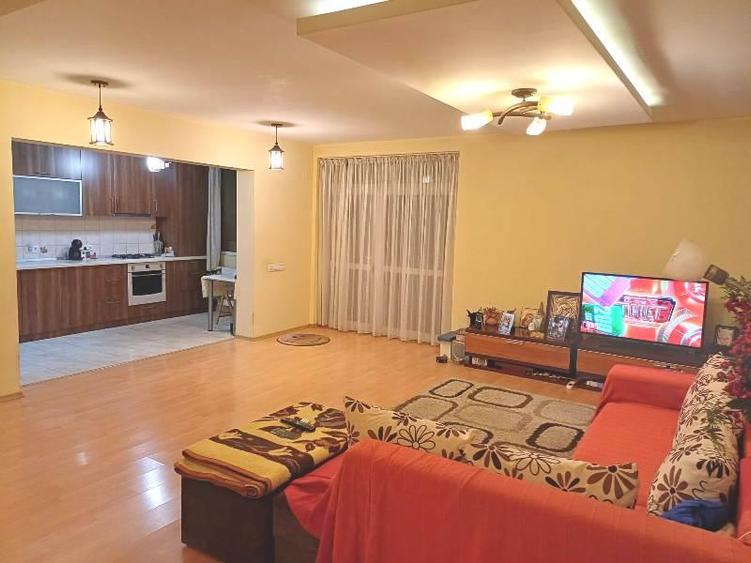 Casă cu 4 camere cu Teren 300 Mp în Prelungirea Ghencea