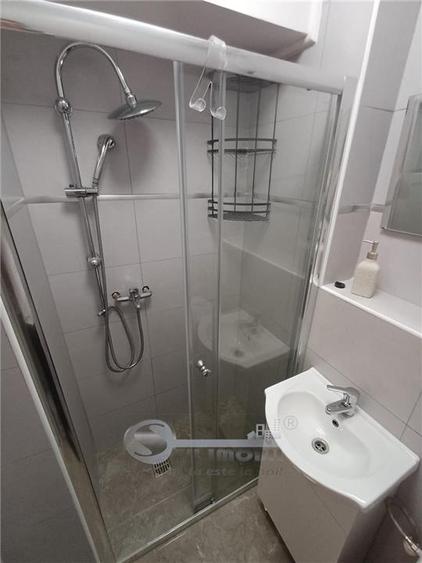 Apartament cu 2 camere semidecomandat, mobilat în Primăverii