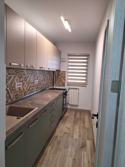 Garsonieră decomandată în Sud