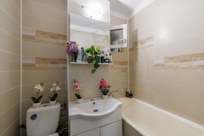 Apartament cu 2 camere semidecomandat în Trivale