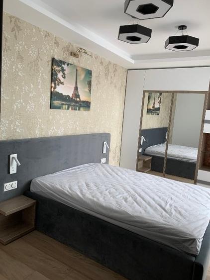 Apartament cu 2 camere decomandat, mobilat în Podul de Fier