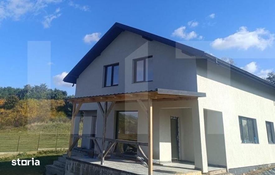 Casă cu 5 camere cu Teren 1050 Mp în Gorbănești