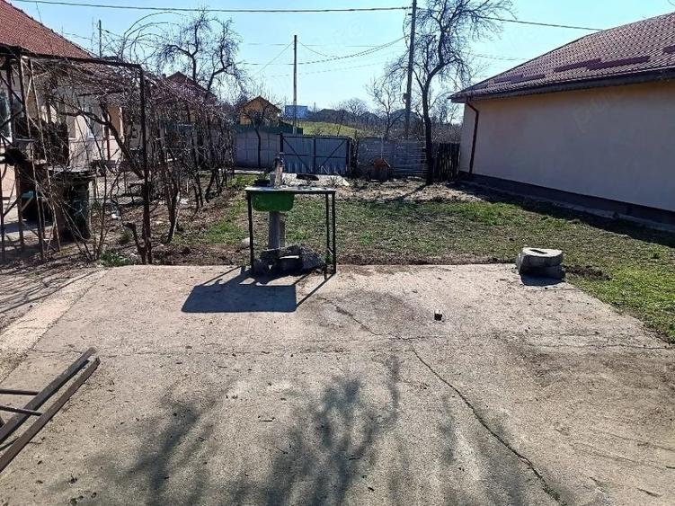 Casă individuală cu 3 camere cu Teren 1150 Mp în Coșoveni