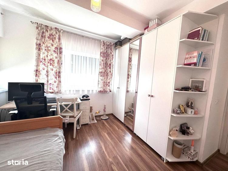 Apartament cu 3 camere în Central — fotografia 1